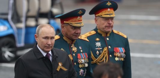 Победобесие в РФ: Путин на параде не упомянул о союзниках СССР