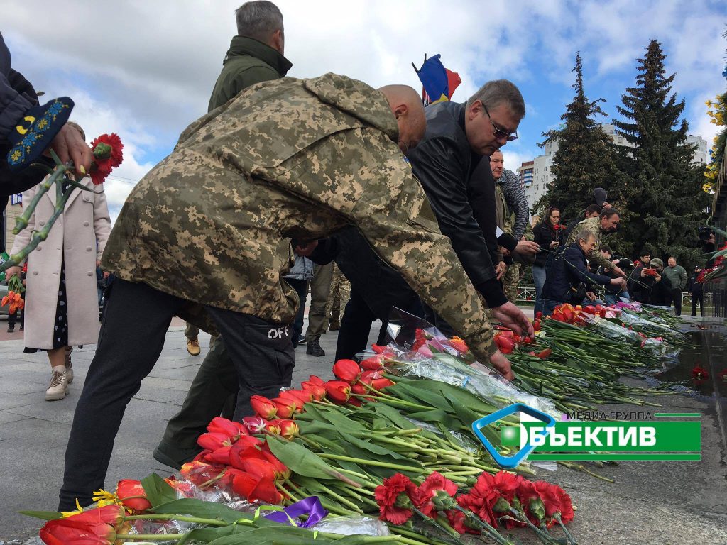 В Харькове почтили память бойцов УПА, советских воинов и погибших на Донбассе (ФОТО)