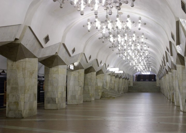 В харьковском метро ответили на призыв к декоммунизации станций