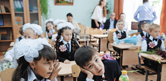 Бедность в РФ: виновными «назначили» детей
