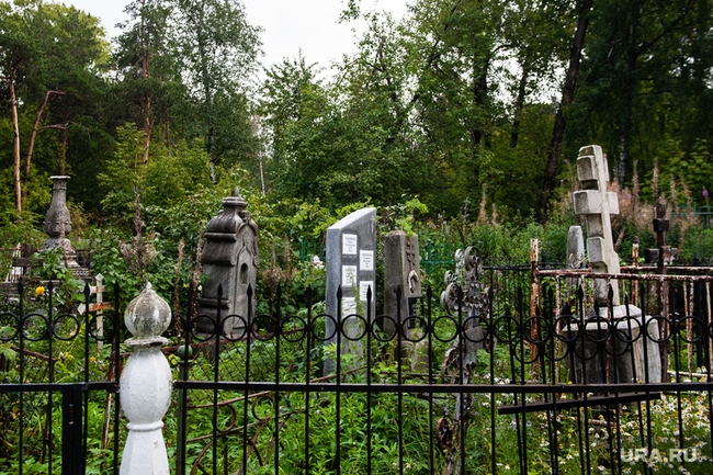 В России подорожали продукты, но подешевело рытье могил