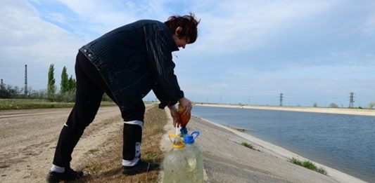 Оккупанты в Крыму подняли цены на воду