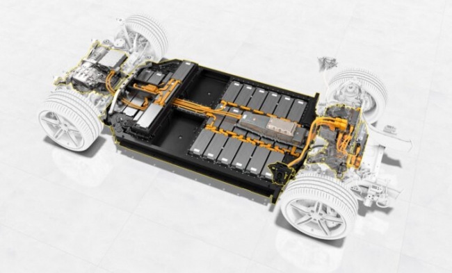 BASF і Porsche спільно розроблятимуть акумулятори для електромобілів наступного покоління