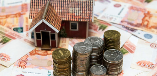 Кризис в РФ: населению советуют готовиться к резкому подорожанию ипотеки