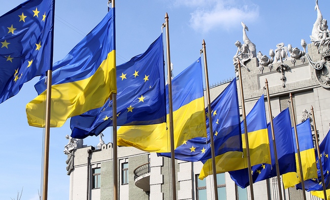Для українських туристів відкрились ще 14 країн Європейського Союзу