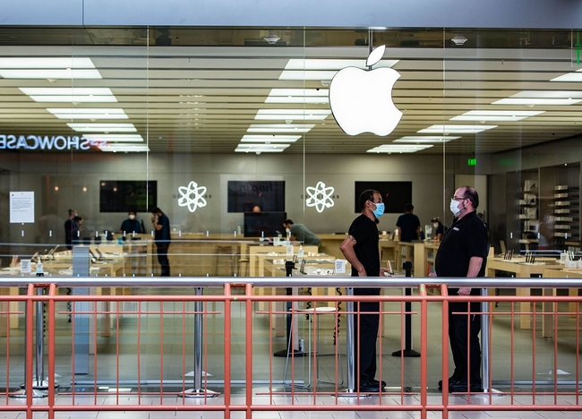 Из Apple массово увольняются сотрудники