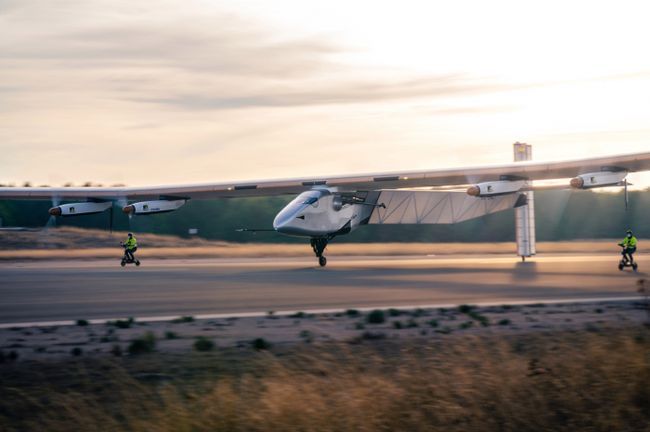 Стартап Skydweller Aero тестирует самолет на солнечных батареях, который будет заряжаться в процессе полета