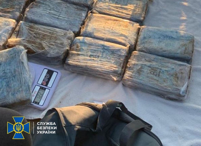 З початку року СБУ запобігла контрабанді до ЄС більше 1-ї тонни важких наркотиків з Латинської Америки і Близького Сходу