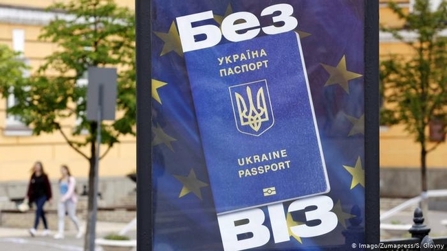 Кулеба після саміту Україна-ЄС: Безвізу нічого не загрожує