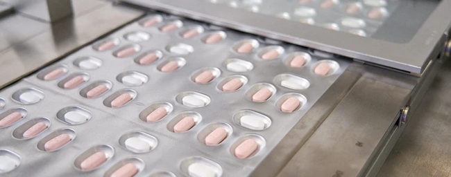 Німеччина придбає мільйон упаковок нових ліків проти коронавірусу від Pfizer