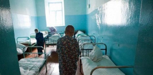 Кризис в ОРДО: оккупанты заявляют о массовом оттоке медперсонала