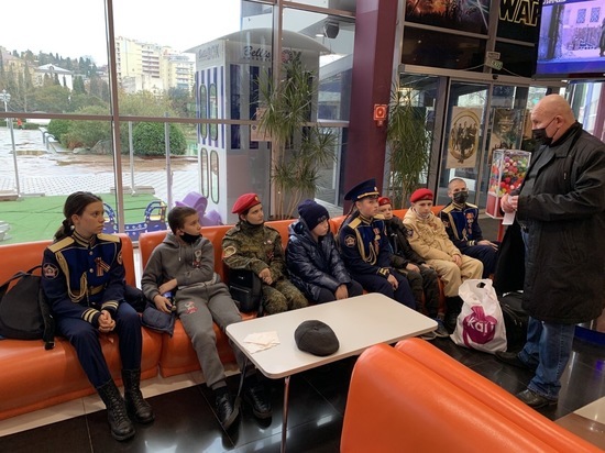 В окупованому Криму дітям показують фільми, які героїзують злочини військових РФ у Сирії