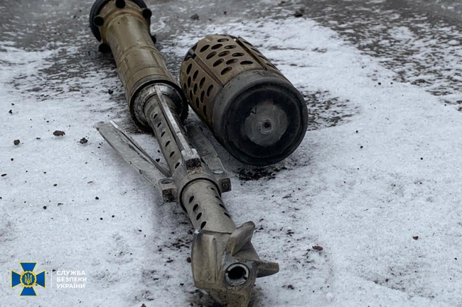 СБУ викрила нові факти постачання російської зброї в ОРДЛО: серед виявленого – заборонені міни від яких гинуть місцеві жителі