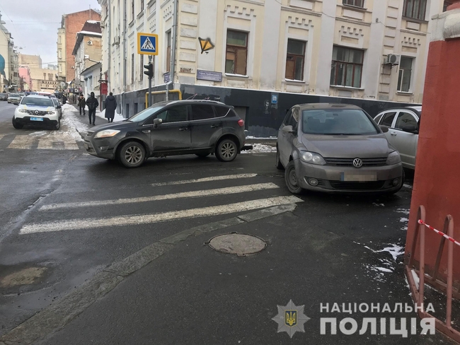ДТП. В центре Харькова Ford сбил женщину — полиция разыскивает свидетелей (ФОТО)