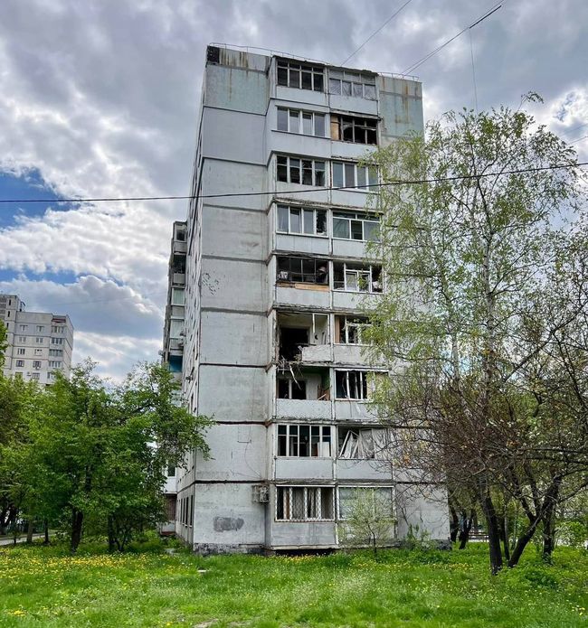 Зеленский предлагает убрать панельные дома по всей Украине