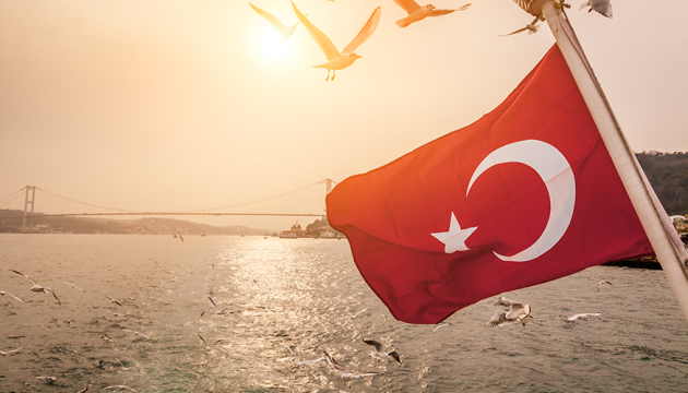 Туреччина скасувала ПЛР-тести для вїзду у країну