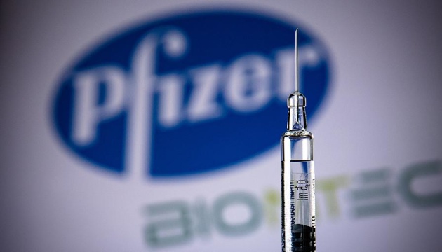 Pfizer уклав мільярдний контракт зі США на виготовлення нових COVID-вакцин