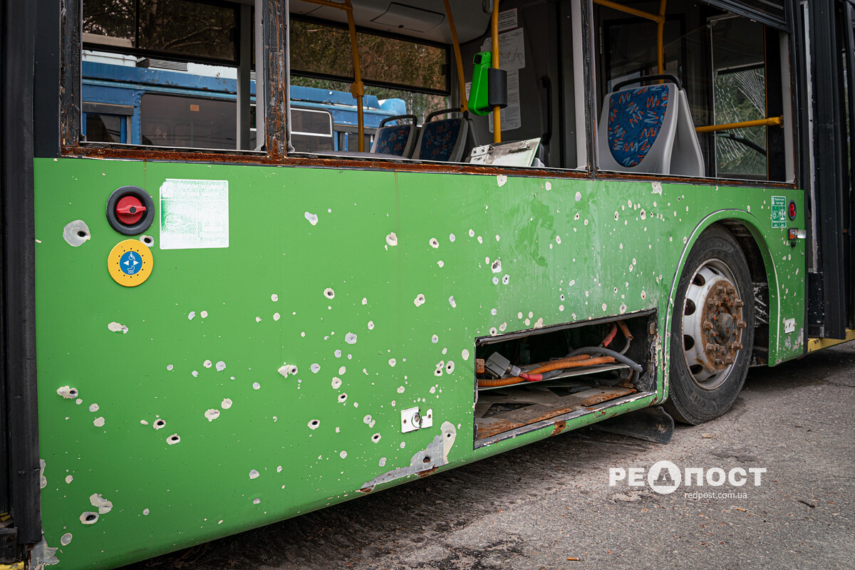У Харкові росіяни знищили 30 Карсанів і десятки тролейбусів «денацифікували» (ФОТО)