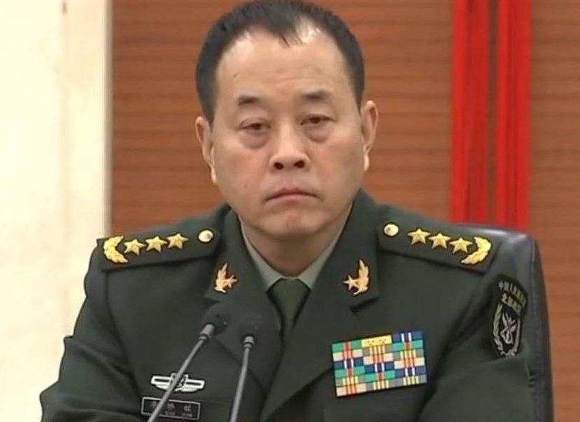 В Китаї помічений значний рух військової техніки вбік Пекіна