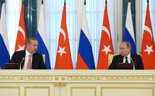 Ердоган тренує Путіна: російську нафту не пропускають через Босфор і Дарданелли