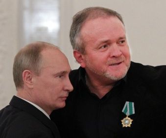 Путін давно помітив своїх в Україні, роздавши їм ордени Дружби. А що правоохоронці?