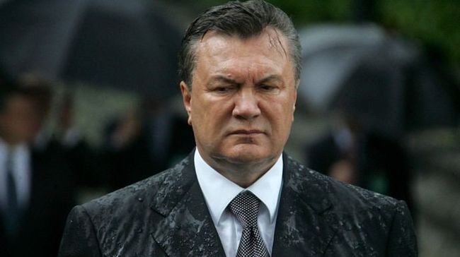 Нарешті Янукович став в Україні безхатьком
