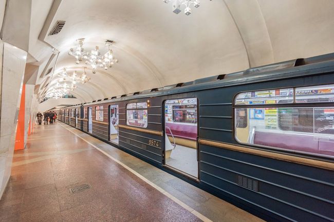 З 18 грудня посадка до вагонів поїздів Салтівської лінії буде обмежена