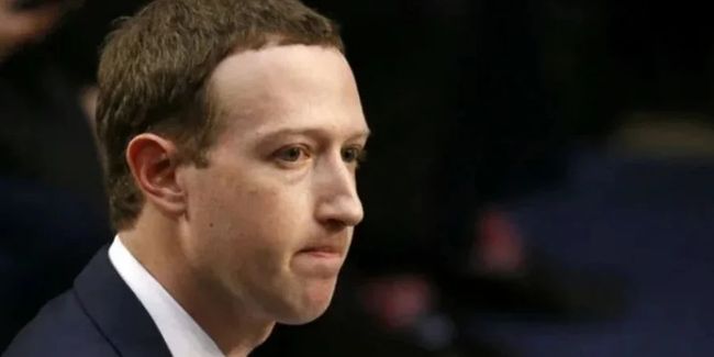 Марк Цукерберг знав про те, що Facebook збирає дані та збрехав про це у Конгресі США