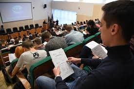 В Крыму планируют отчислять студентов с академдолгами, которые подлежат мобилизации