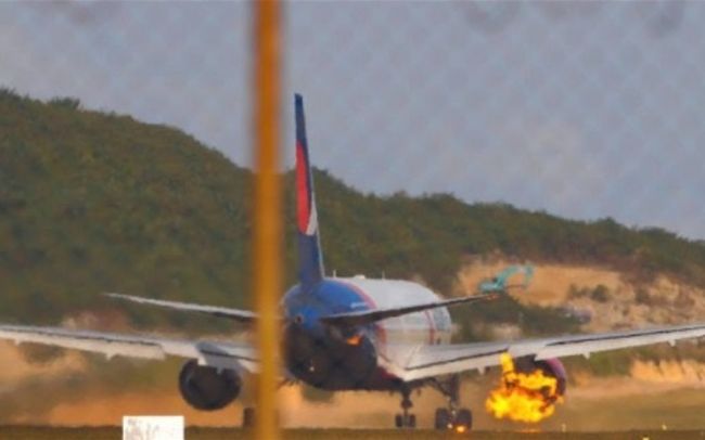 У Таїланді під час зльоту загорівся російський літак: на борту було понад 300 пасажирів