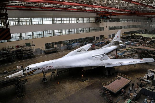 Російський конструктор бомбардувальників Ту-160 просить притулок у США