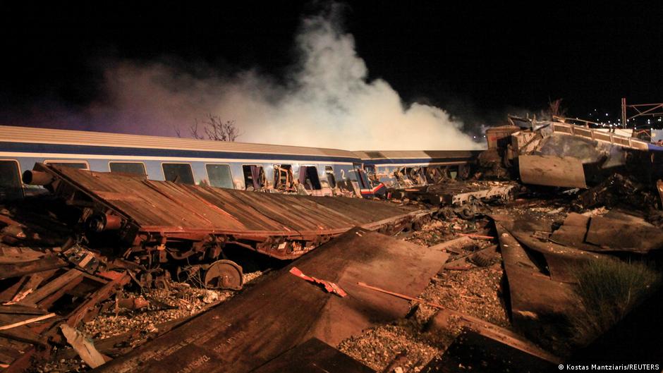32 человека погибли при столкновении поездов в Греции, 85 ранены