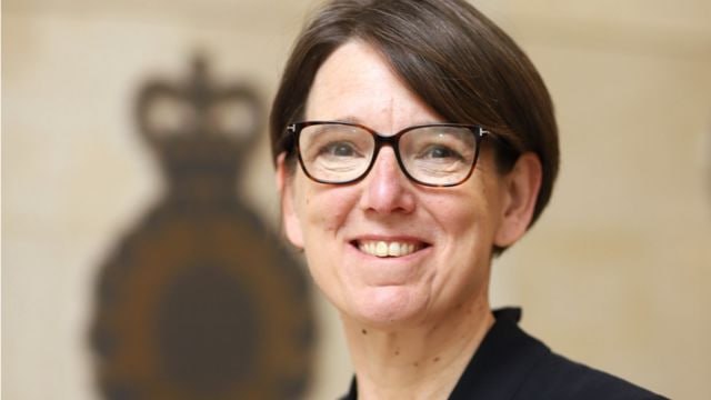 У Великій Британії новим директором електронної розвідки вперше стала жінка — BBC