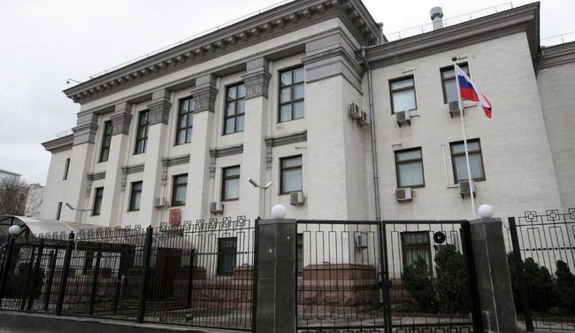 Київрада розірвала договір оренди землі з посольством рф