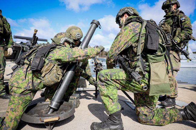 ВМС Швеції та Фінляндії привели в стан підвищеної готовності
