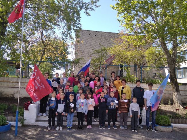 В Лисичанске оккупанты провели День победобесия