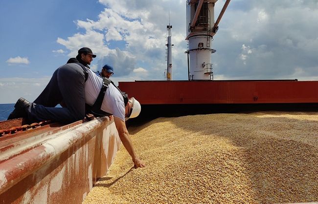 РФ снова заблокировала работу зерновой инициативы - Мининфраструктуры Украины
