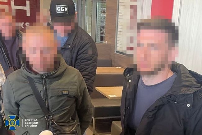 СБУ затримала у Києві двох «приватних детективів», які торгували конфіденційною інформацією із державних баз даних