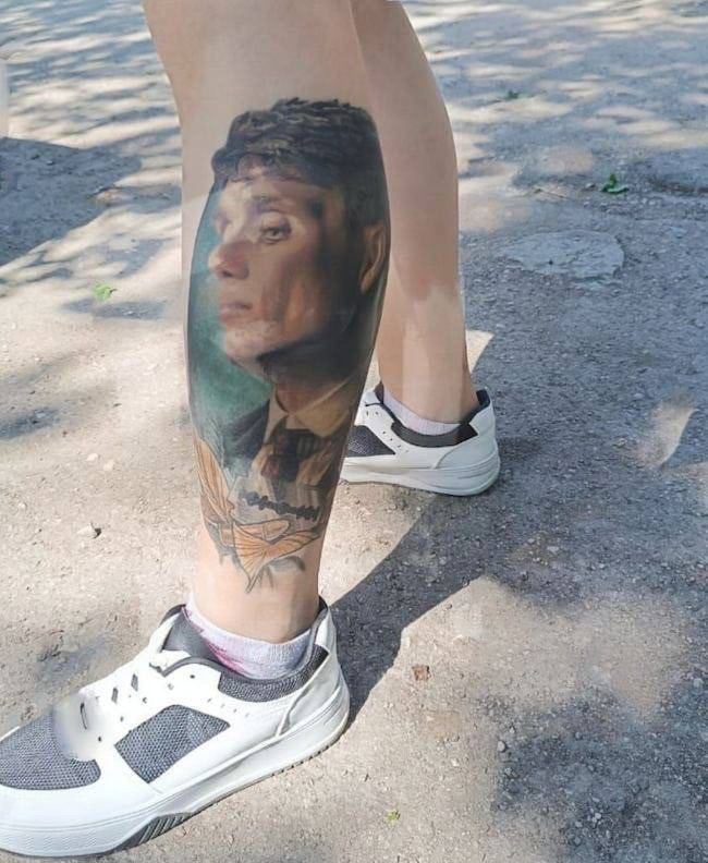 В Крыму бабка донесла в полицию на девушку с татуировкой Бандеры