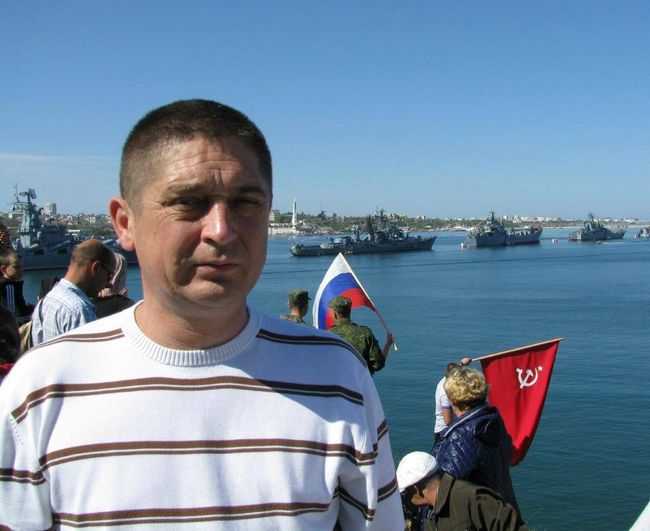 Контррозвідка СБУ викрила зрадника, який хотів «переманити» українських військових пілотів на сторону рф