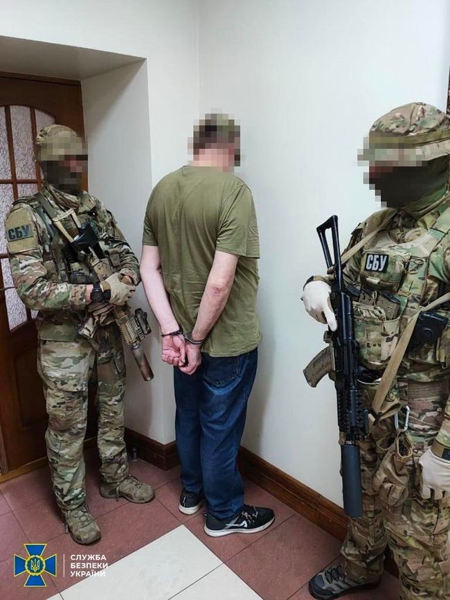 8 років тюрми інформатору фсб, який «зливав» локації ЗСУ поблизу Миколаєва