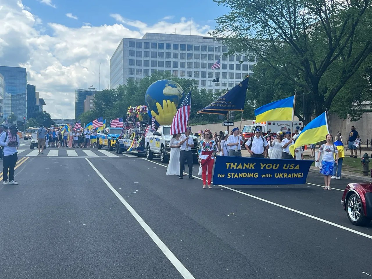 В День Независимости США в Вашингтоне в параде «приняла участие» Украина