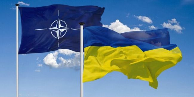 Саммит НАТО: Запад связал Россию за руки и зашил ей рот