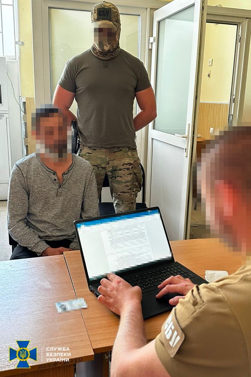 СБУ затримала російського інформатора, який хотів зірвати український контрнаступ під Бахмутом