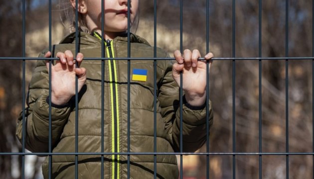 Україна вимагає від росії негайно надати список депортованих дітей