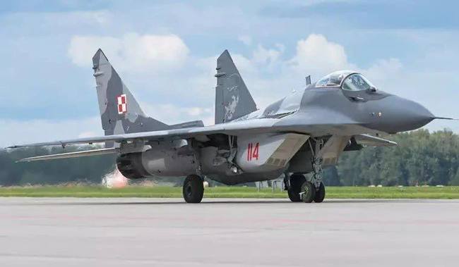 Польша может передать Украине все свои истребители МиГ-29, - посол Украины Зварыч