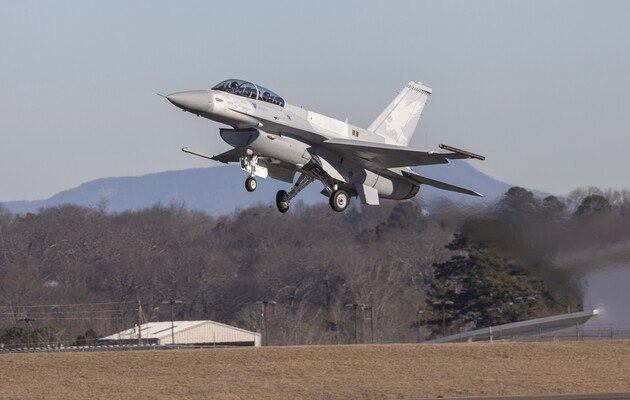 США прагнуть продати Аргентині 24 данських винищувачі F-16, які могла б отримати Україна — Buenos Aires Times