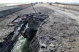 Оккупанты пытаются возобновить работу Чонгарского и Генического мостов, - Гуменюк