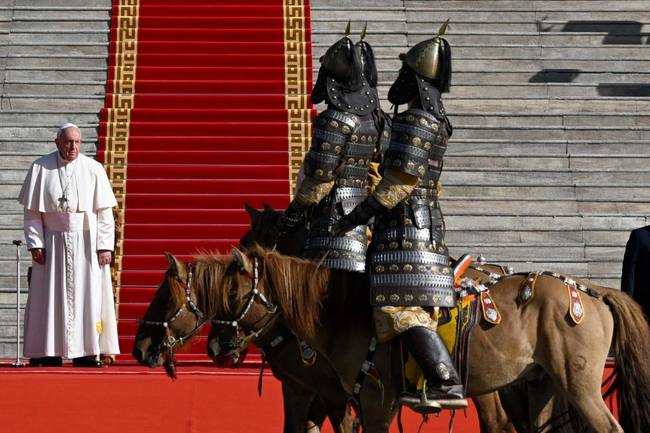 Остапа несло... Папа Римский Франциск восславил Чингисхана
