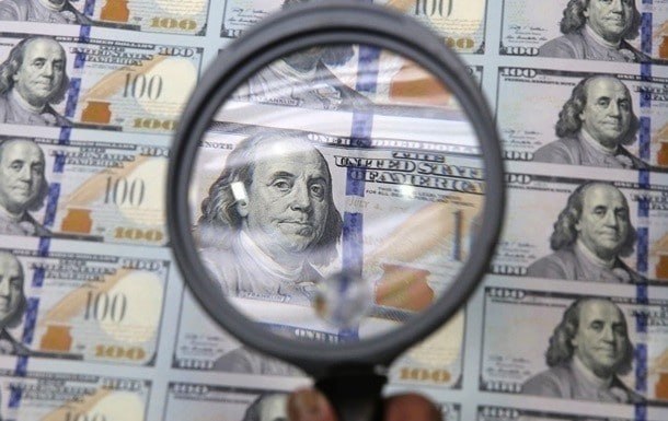 МВФ дал прогноз о стоимости доллара в Украине